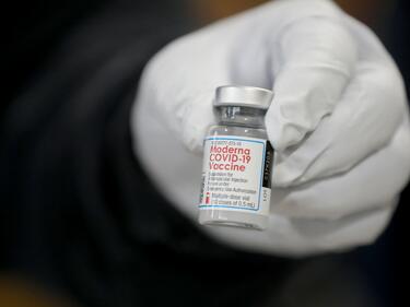 Главният учен на СЗО: Смесването на ваксини е „опасна тенденция“ 