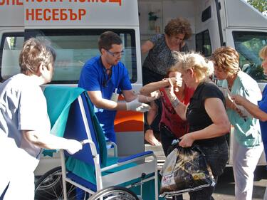 Признание за медицинските сестри, помагали след атентата в Бургас