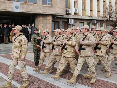 С курсове в чужбина развиват войниците и сержантите