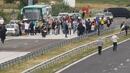Спипаха бежанци на магистрала Тракия, Рашков призна, че има миграционен натиск