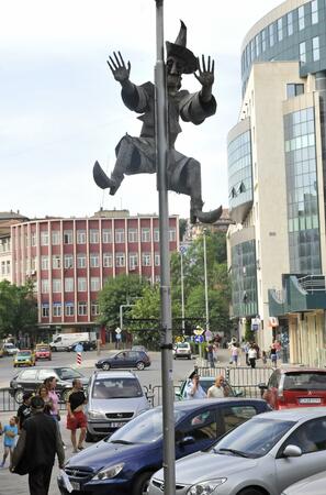 Баба Яга "кацна" в Хасково