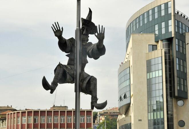 Баба Яга "кацна" в Хасково
