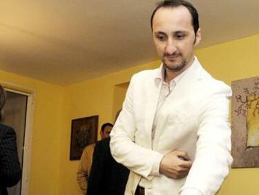 Веселин Топалов с реми във втори кръг 