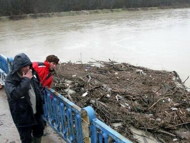 Пети ден Триград е без питайна вода, 20 села в Смолянско бедстват без ток