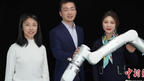 Китай показа първия си робот за ваксини без игли
