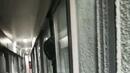 Незатворени врати са вероятната причина за снега в бързия влак Варна-София
