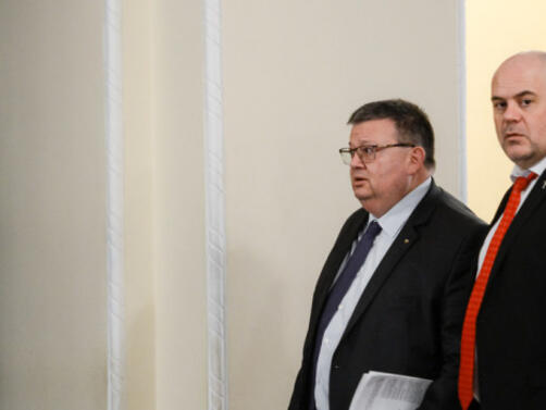 Главният прокурор Иван Гешев заяви че ще коментира изявления на вътрешния