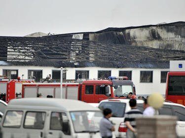 Десетки станаха жертви на огромен пожар в Китай 