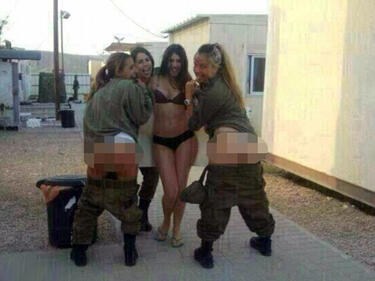 Наказаха жестоко жени военнослужещи за голи снимки