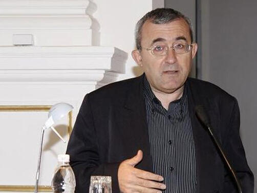 Професор Николай Слатински е експерт по национална сигурност и анализатор.