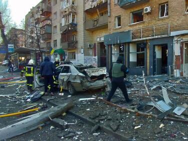 Кметът на Мариупол за руснаците: Изгориха живи 50 души в болница, убиха 210 деца