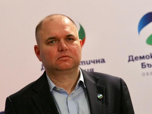 Съпредседателят на Демократична България - Владислав Панев, пусна лаконичен пост