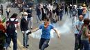 Полицай стана четвъртата жертва на протестите в Истанбул