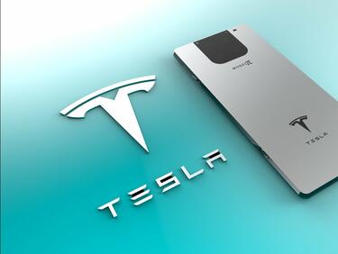 Мъск лично представи Tesla Phone, ще го има на пазара още тази година