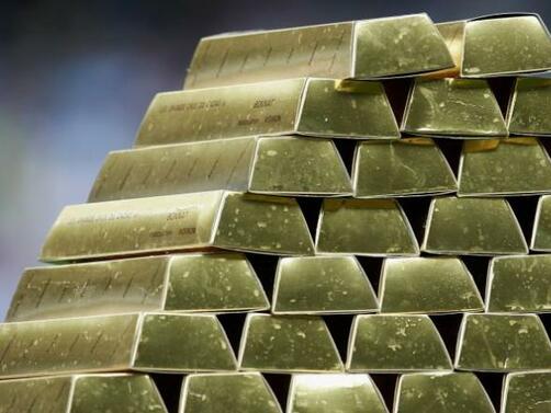 Швейцарските рафинерии за ценни метали престанаха да купуват руско злато когато Русия