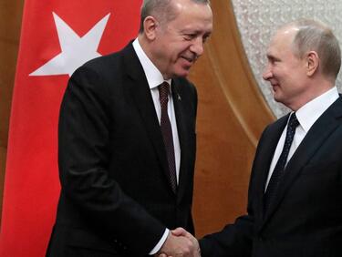 Ердоган отива в Сочи - за сефте след войната лидер от НАТО посещава Путин