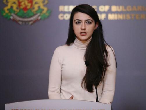 Централната избирателна комисия (ЦИК) отказа да заличи Лена Бориславова като