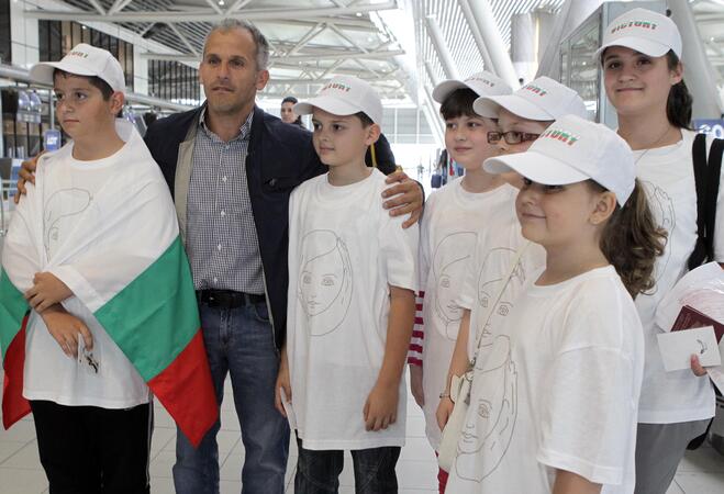 Йовчев вдъхна кураж и увереност на шест онкоболни деца, които заминаха за Четвъртите международни игри на победителите в Москва.