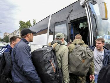 В Русия мобилизират без оглед на възраст, здравословно положение и боен опит

