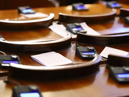 Депутатите гласуват кабинета на проф Николай Габровски Според предварителната програма