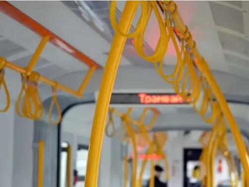 Стартът на реформата с новите билети за градския транспорт в
