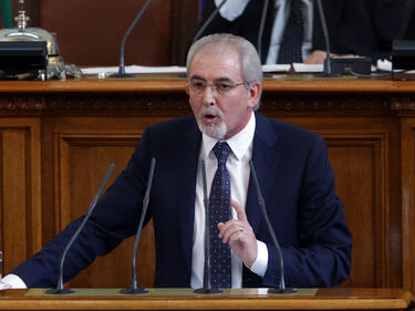 В сряда гласуват отмяна на избора на Пеевски
