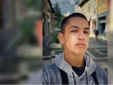 След зов за помощ на майка полицията издирва 18-годишния ѝ син от Мездра, който е изчезнал