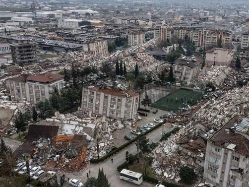 Истанбул е в паника защото инженери по геология предупреждават че