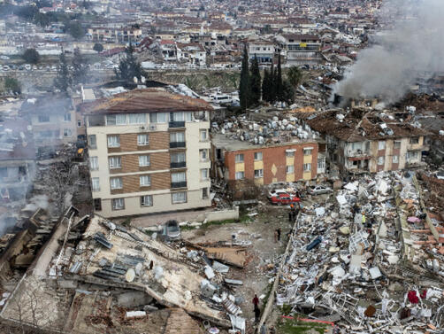 3549 души са загиналите в Турция след вчерашното земетресение с