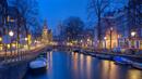 Затягат контрола на червените фенери в Амстердам 
