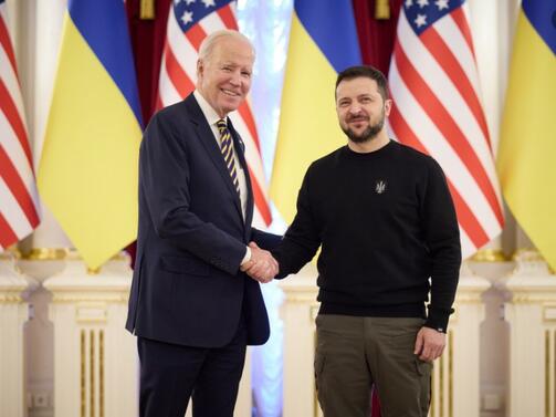 Байдън на изненадващо посещение в Киев Зеленски го поздрави радушно