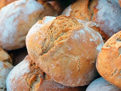 Хлябът и хлебните изделия са по скъпи с 34 спрямо