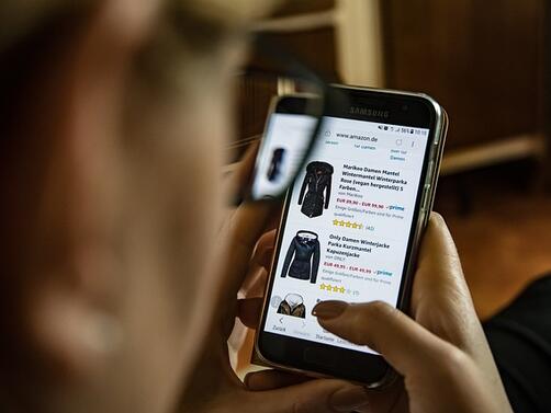 Пазаруването онлайн продължава да печели позиции в ЕС сочат данни
