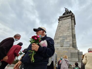Решиха да демонтират Паметника на Съветската армия