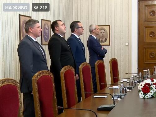 Стартират консултациите на партия Възраждане при президента Румен Радев.След срещата