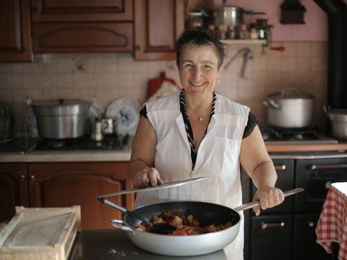 Мусаката е традиционно българско ястие което обикновено е времемко за