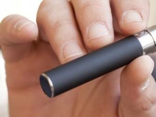Aвстралия от днес забранява използването на електронни цигари за развлечение