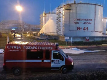 Атака с дрон? Гори нефтопреработвателен завод в Краснодарския край на Русия
