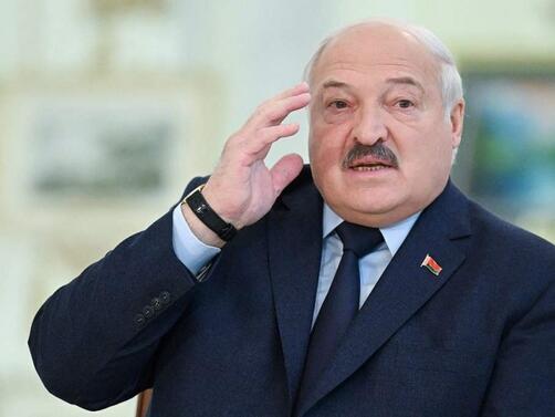 Президентът на Беларус Александър Лукашенко вчера се появи публично и