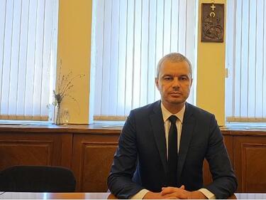 Костадинов: „Възраждане“ ще отиде директно на балотаж на местните избори в София