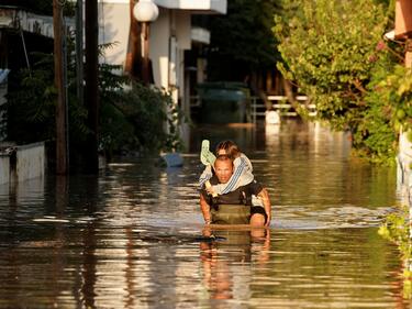 Обявиха 15-а жертва на катастрофалните наводнения в Гърция