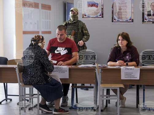 Русия вчера завършиха остро критикуваните регионални и местни избори. Те