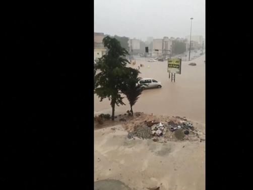 Най малко 150 души са загинали при наводнения в Либия