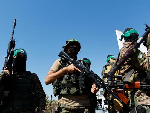 Името на палестинската групировка Хамас означава ислямско съпротивително движение То