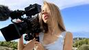 Звездата от розовите филми Диана Габровска нажежи до червено, оставяйки на въображението малко