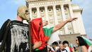 Опитва ли се Плевнелиев да яхне протестите?