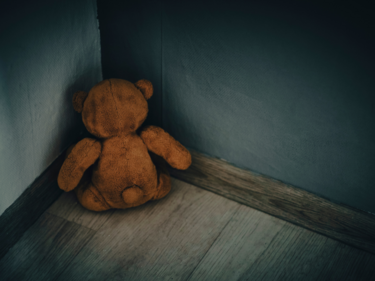 Мъж е задържан за опит за изнасилване на 11-годишно дете в центъра на Мездра