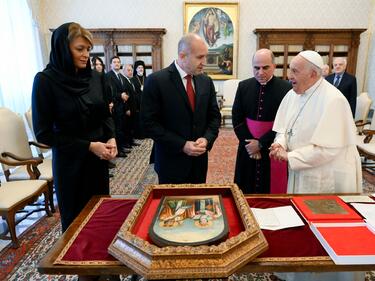 Папа Франциск е пожелал на българите здраве, мир, благоденствие и повече деца
