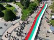 Стотици ученици, учители и родители шестваха с 60-метров национален трибагреник в Русе
