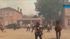 Пламъци обградиха село Воден, хората се евакуират сами (ВИДЕО)